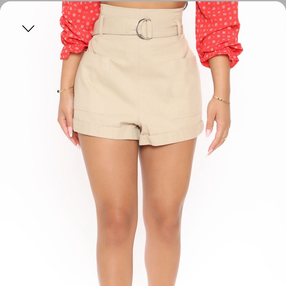 Fashion nova belted shorts